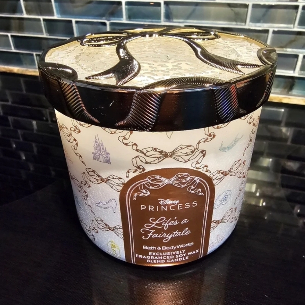 Bath & Body Works Princess 'Life's a Fairytale' Candle  NEW